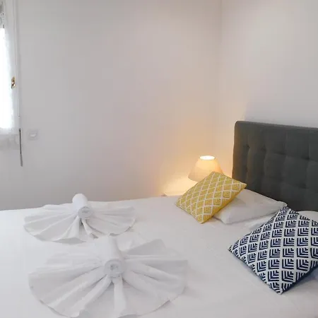 Spacious 2-bedroom In Egee With Parking And Air Conditi Apartment Cannes